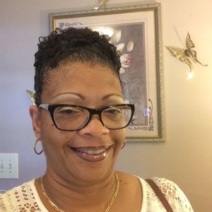 Meet your Posher, Zandra